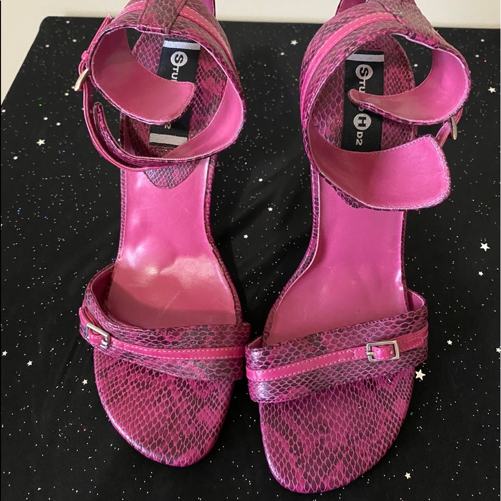 Wild Diva Snakeskin Print Ankle Strap Heels Size 9
